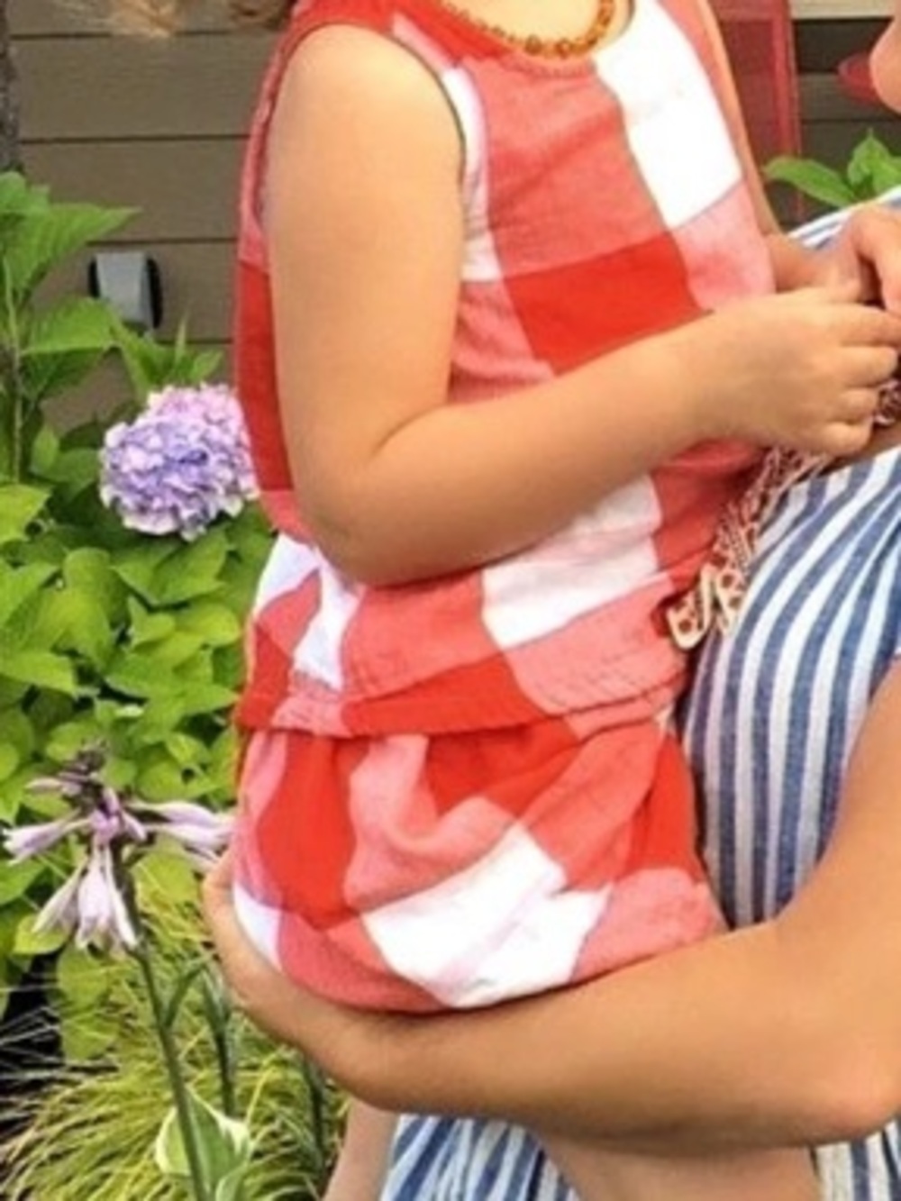 Old Navy Girls 5T Red & White Checkered Set